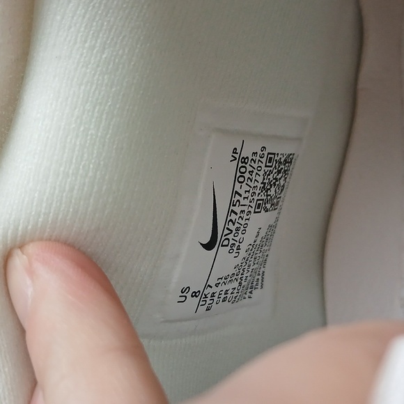 NEW Nike Cosmic Unity 3  White And Blue Basketball Shoe- Womens 8 | Mens 6 - Picture 6 of 8